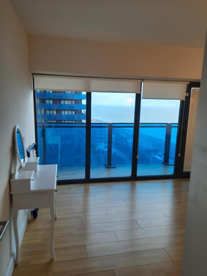 The Best Beach Aparthotel Orbi City Batumi Exteriör bild