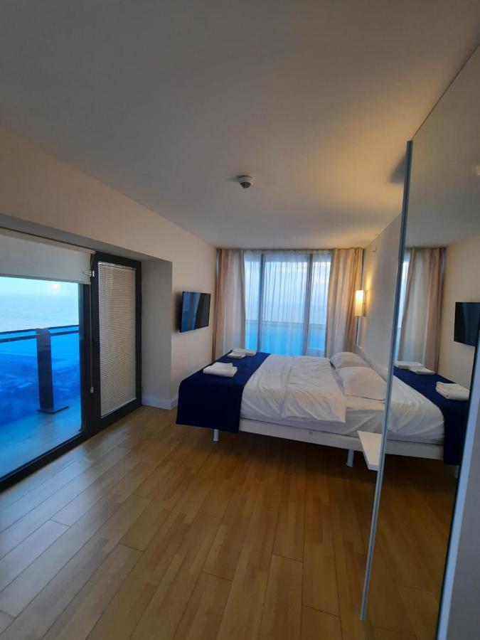 The Best Beach Aparthotel Orbi City Batumi Exteriör bild