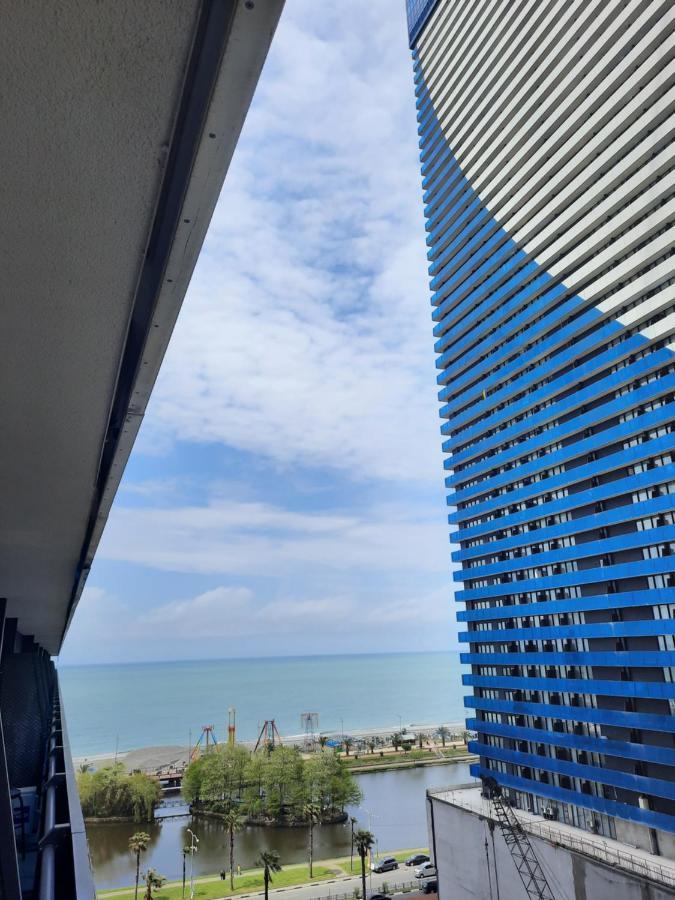 The Best Beach Aparthotel Orbi City Batumi Exteriör bild